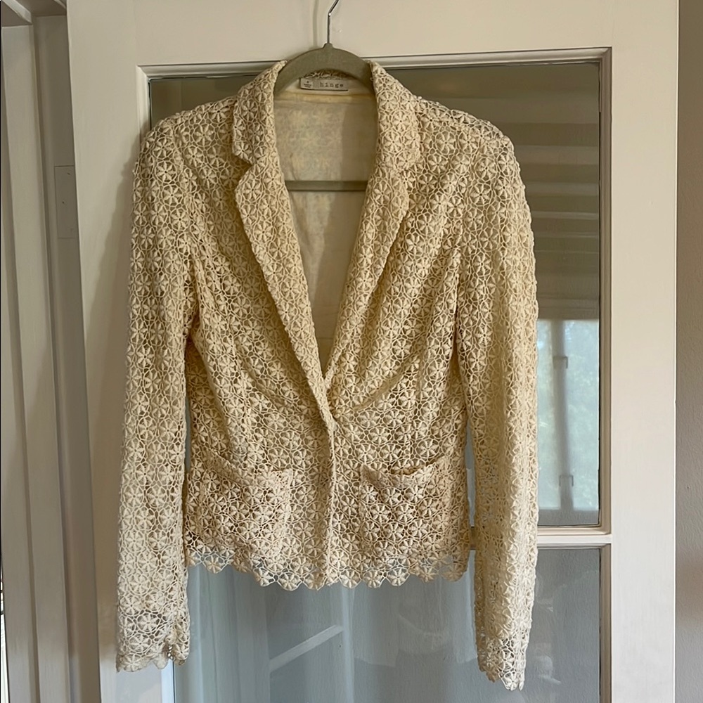 Hinge cream Lace Blazer with Notched Lapels size small